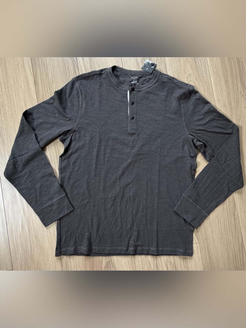 CLUB MONOCO Contrast Placket Men's Long-Sleeve Henley Shirt Dark Gray Sz M NWT